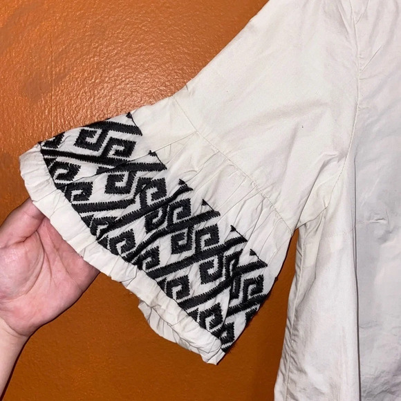 NWT BR Factory Embroidered-Sleeve Mini Dress in Cream - Picture 6 of 8